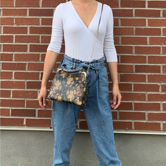 Handmade Genuine Leather Floral Print, Top Wood Handle Bag & Small Clutch Set - Picture 8 of 16